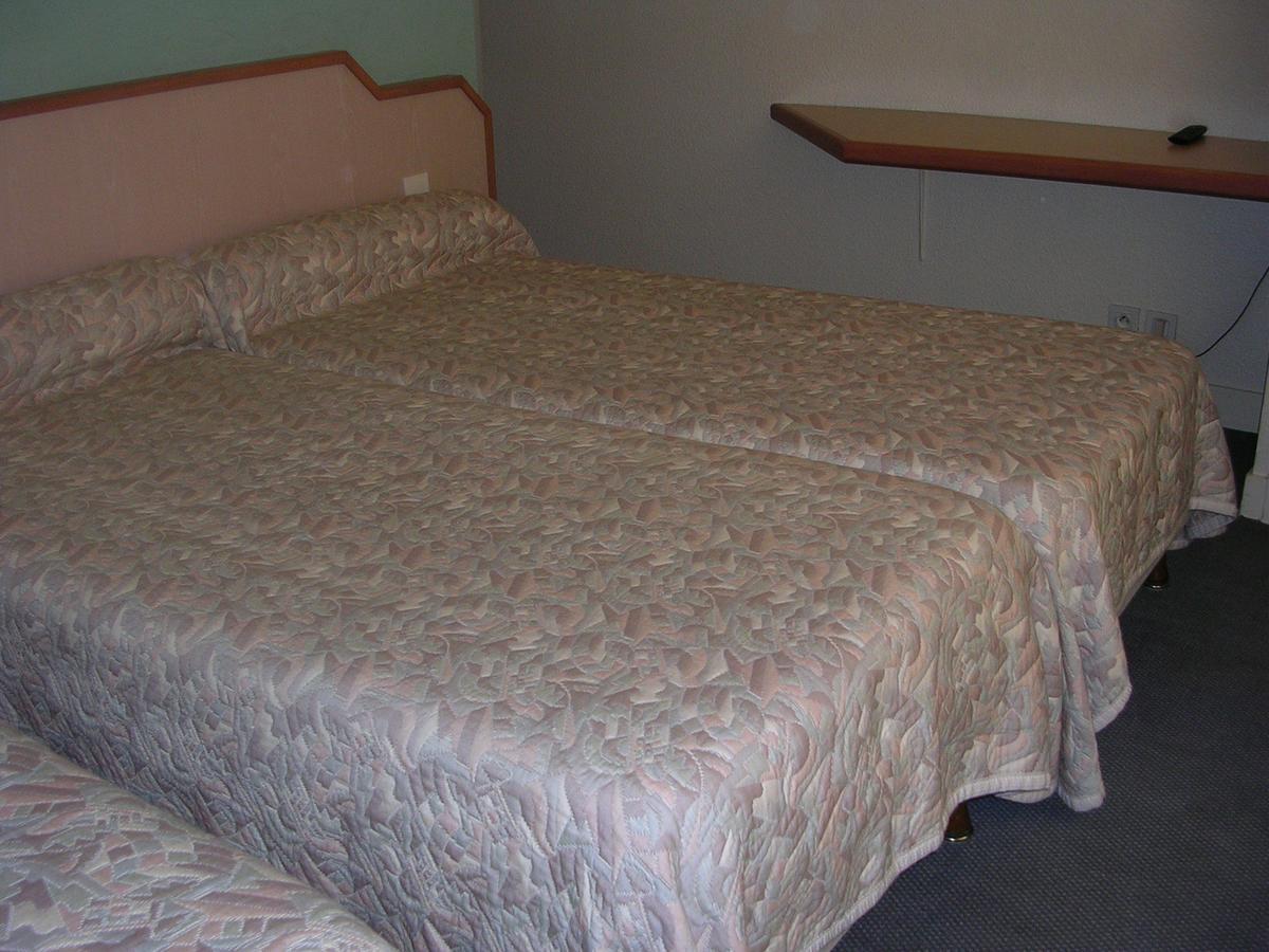 Hotel Asteries Tours Esterno foto